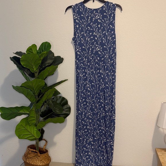 41 Hawthorn soft blue and white Floral Maxi Dress Large - Picture 5 of 5